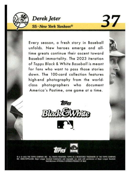 2023 Topps Black & White #37 Derek Jeter