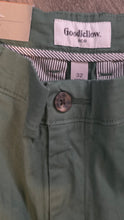 将图片加载到图库查看器,Goodfellow & Co Men’s Every Wear Slim Flat Front Shorts 9” Inseam Choose Size 32-38