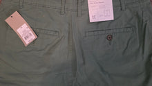 将图片加载到图库查看器,Goodfellow & Co Men’s Every Wear Slim Flat Front Shorts 9” Inseam Choose Size 32-38