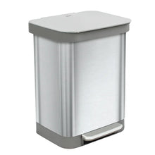 将图片加载到图库查看器,Glad Stainless Steel 13-Gallon Trash Can and Bag Bundle