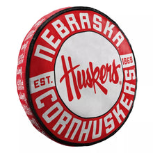 تحميل الصورة إلى عارض المعرض، وسادة سحابية مقاس 15 بوصة من فريق نبراسكا كورنهوسكرز التابع لرابطة الجامعات الوطنية