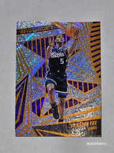 تحميل الصورة إلى عارض المعرض، 2021 Panini Prizm De'Aaron Fox Silver Prizms #72 Kentucky Wildcats