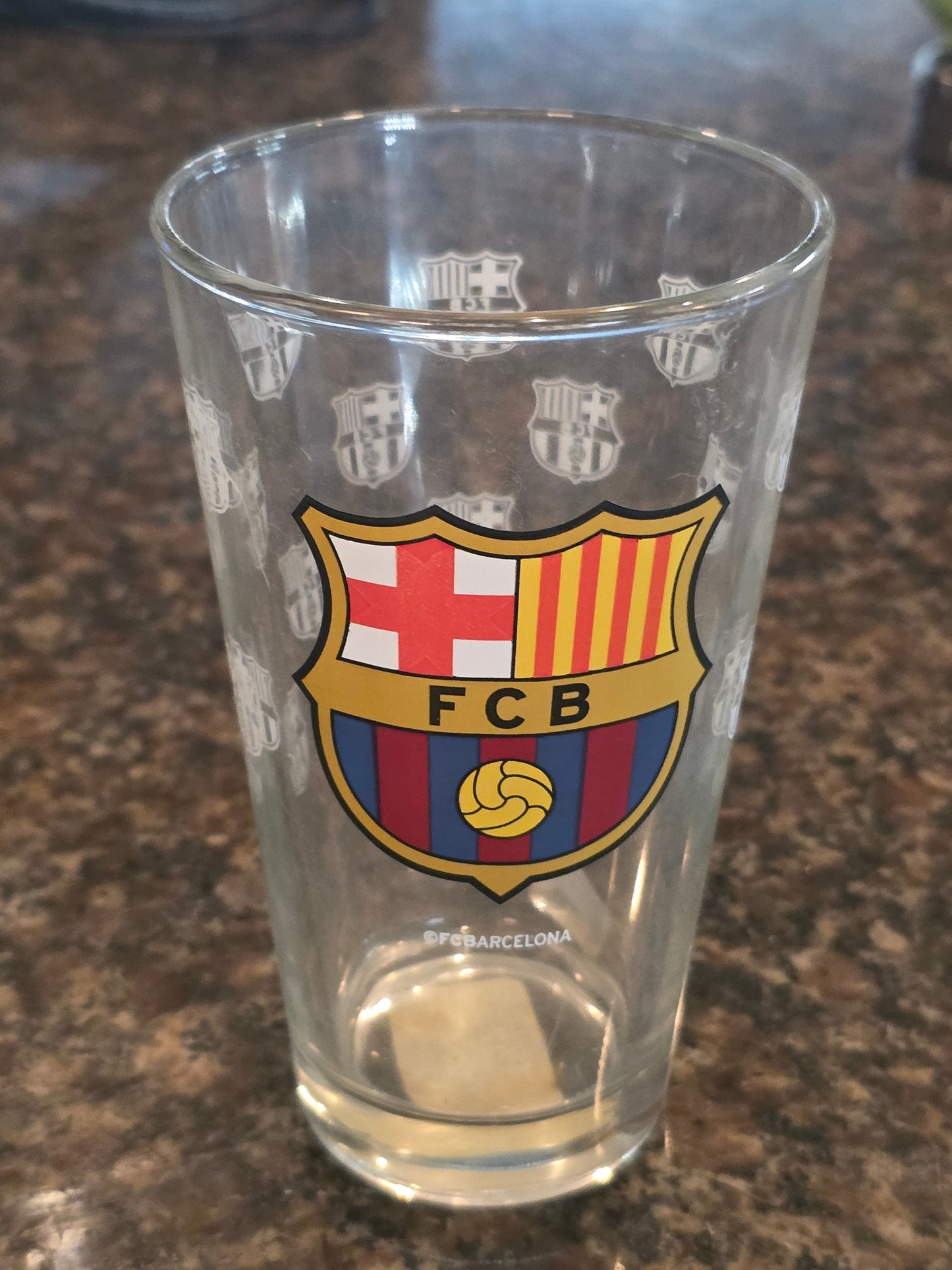 FC Barcelona 16 Oz. Satin Etch Pint Glass
