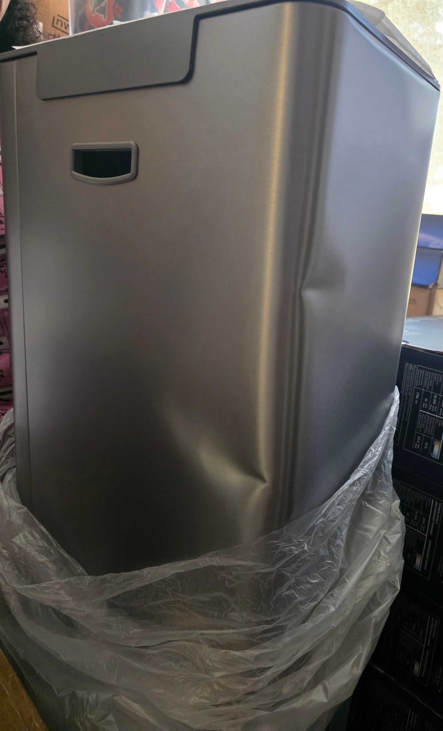 Kohler 47L Step Trash Can - New with dent