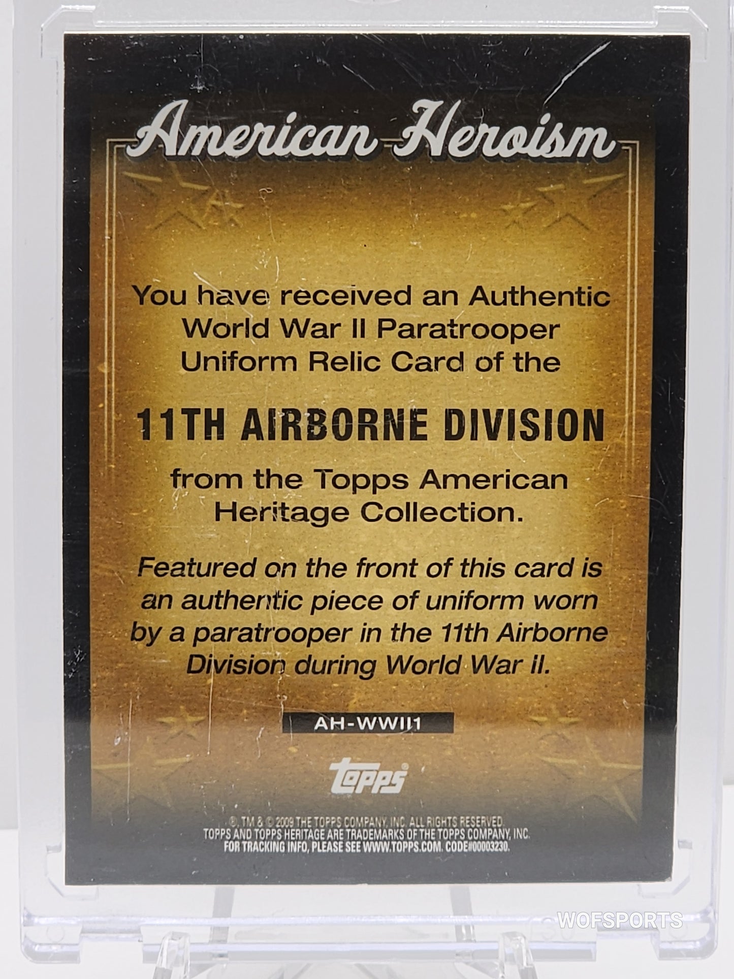 TOPPS HERITAGE AMERICAN HEROISM 11th AIRBORNE DIVISION UNIFORM CARD AH-WWII1