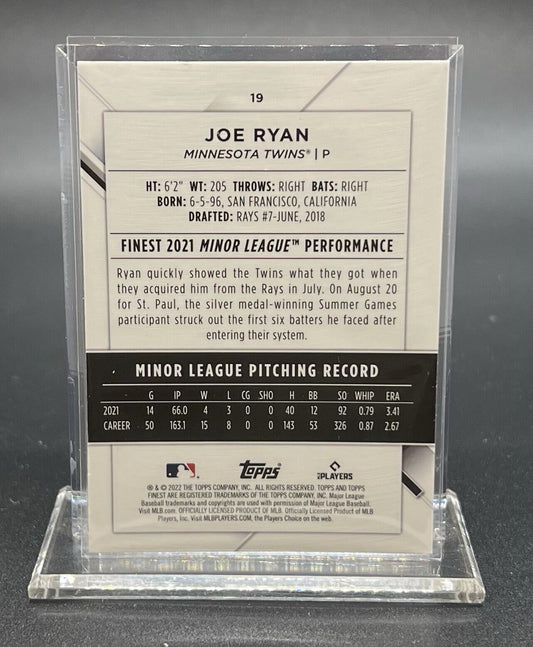 2022 TOPPS Finest Joe Ryan Rookie #19 Minnesota Twins