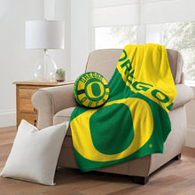 将图片加载到图库查看器,NCAA Oregon Ducks 15" Cloud Pillow