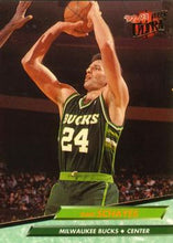 将图片加载到图库查看器,1992-93 Fleer Ultra Danny Schayes #302 Milwaukee Bucks