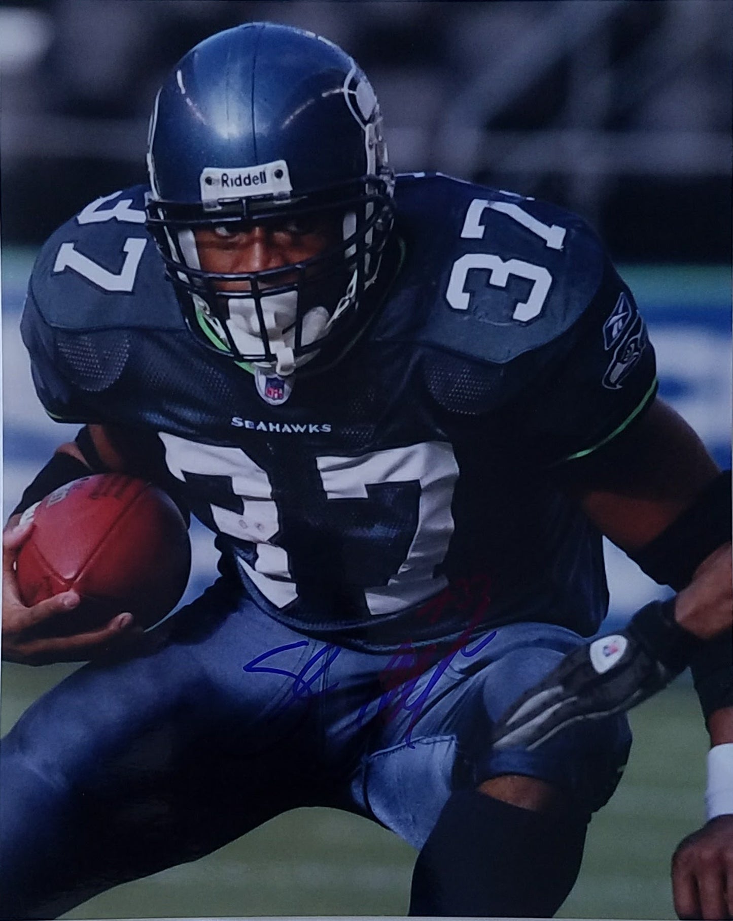Shaun Alexander Signed Autographed 8x10