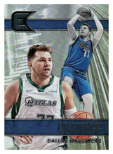 تحميل الصورة إلى عارض المعرض، 2021-22 Panini Chronicles #304 Luka Doncic
