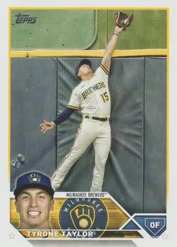 2023 Topps Tyrone Taylor #61 Milwaukee Brewers