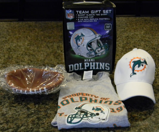 Reebok Miami Dolphins Youth NFL Gift Set with T-Shirt, Cap & Football - M