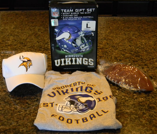 Reebok Minnesota Vikings Youth NFL Gift Set with T-Shirt, Cap & Football - L