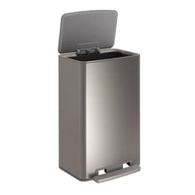 تحميل الصورة إلى عارض المعرض، Kohler 47L Step Trash Can Open Box
