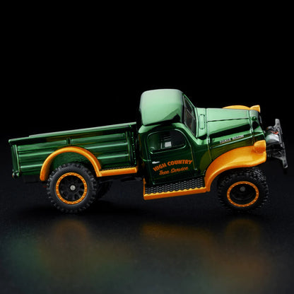 Hot Wheels Collectors RLC Exclusive Holiday 1952 Dodge Power-Wagon