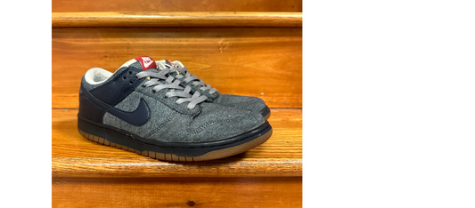 2010 Mens Nike Dunk Low CL Obsidian Size 8M / 9.5W