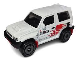 Hot Wheels Mitsubishi Pajero Evolution Mud Studs 3/5 175/250 (White)