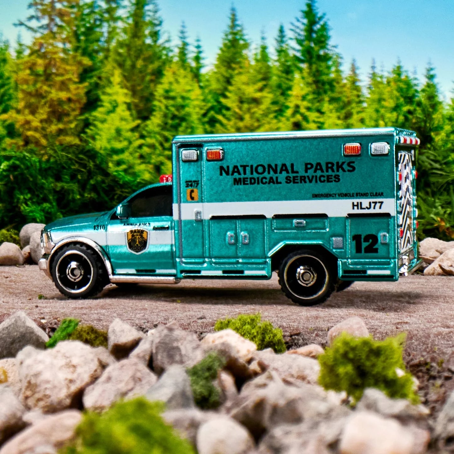 Matchbox Collectors Matchbox 2019 Ram Ambulance - walk-of-famesports
