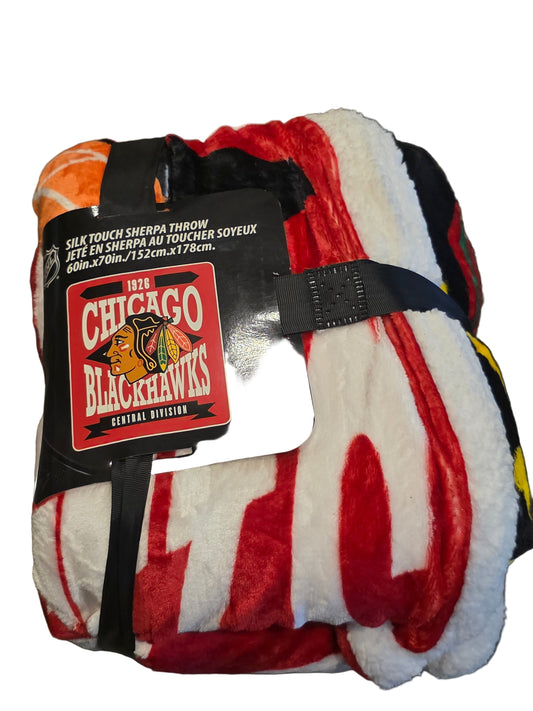 NHL Chicago Blackhawks 60" x 70" Silk Touch Sherpa Throw Blanket