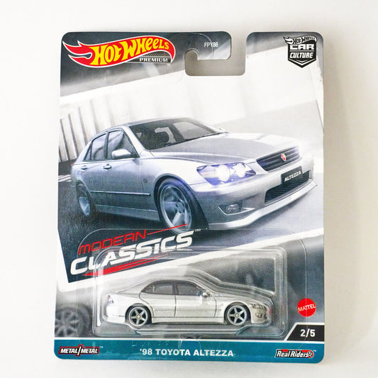 2023 Hot Wheels Premium Car Culture '98 Toyota Altezza Modern Classics 2/5