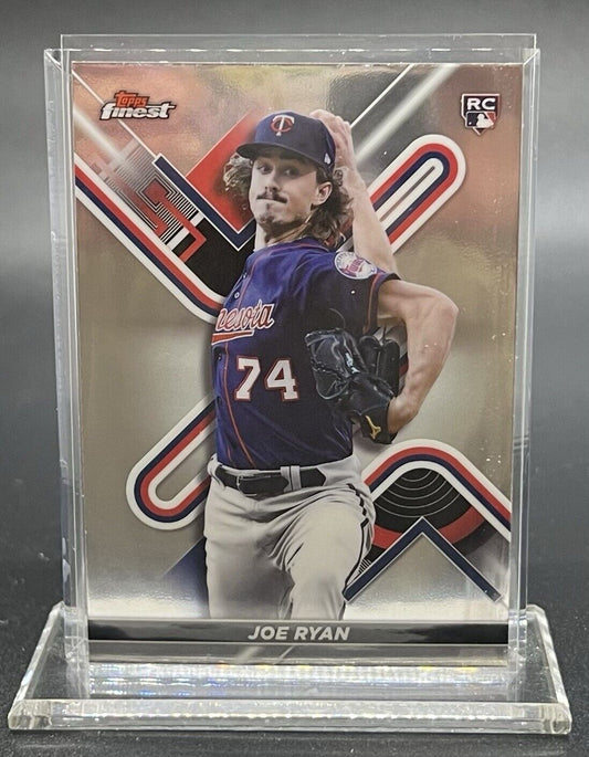 2022 TOPPS Finest Joe Ryan Rookie #19 Minnesota Twins