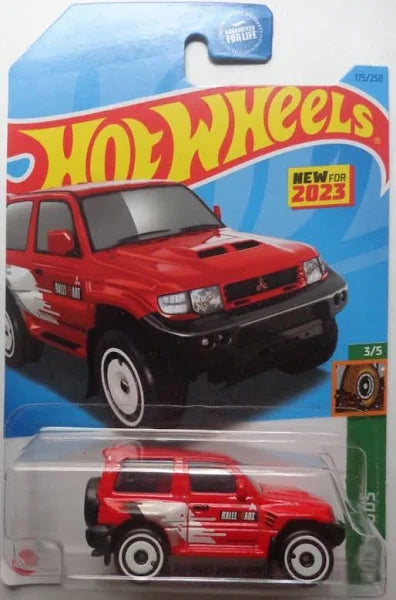 Hot Wheels Mitsubishi Pajero Evolution Mud Studs 3/5 175/250 (Red)