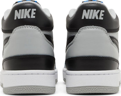 Nike Mack Attack Size 15M New
