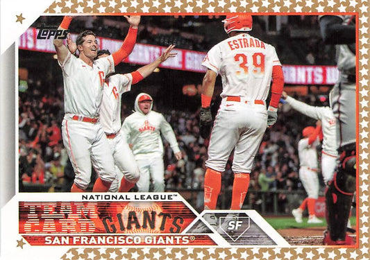 2023 Topps Gold Star San Francisco Giants Team Card #173 San Francisco Giants