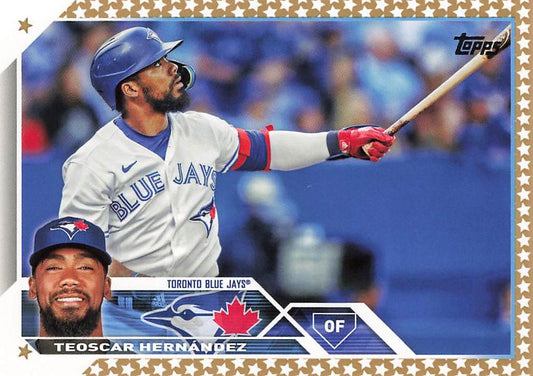 2023 Topps Gold Star Teoscar HernÃ¡ndez #186 Toronto Blue Jays