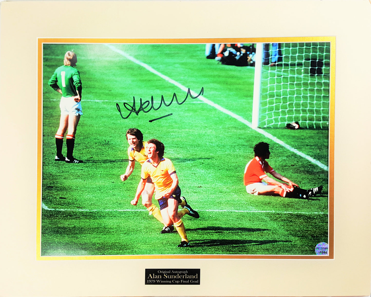 Alan Sunderland Signed Autographed 16x20