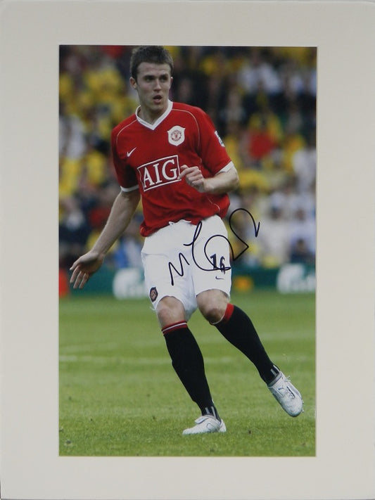 Michael Carrick Signed Autographed 8x10 Matted