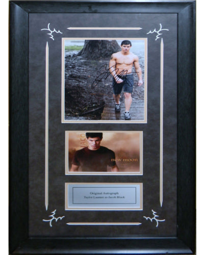 Taylor Lautner in Twilight New Moon Autographed 8x10 Framed