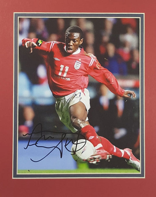 Wright Phillips Signed Autographed 8x10 Matted - walk-of-famesports