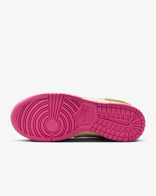 Nike Womens  Dunk Low SE Bronze Pink New Size: 11.5W / 10M